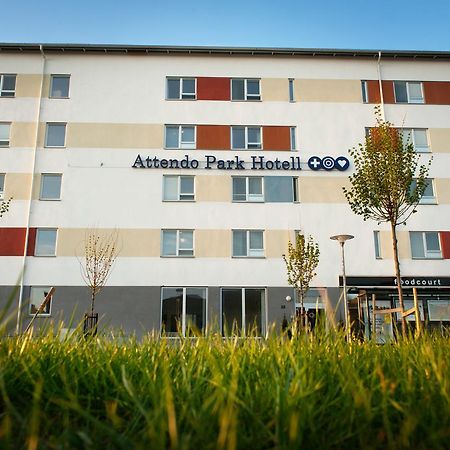 Attendo Park Hotell Худдинге Экстерьер фото