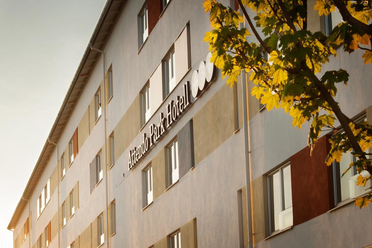 Attendo Park Hotell Худдинге Экстерьер фото