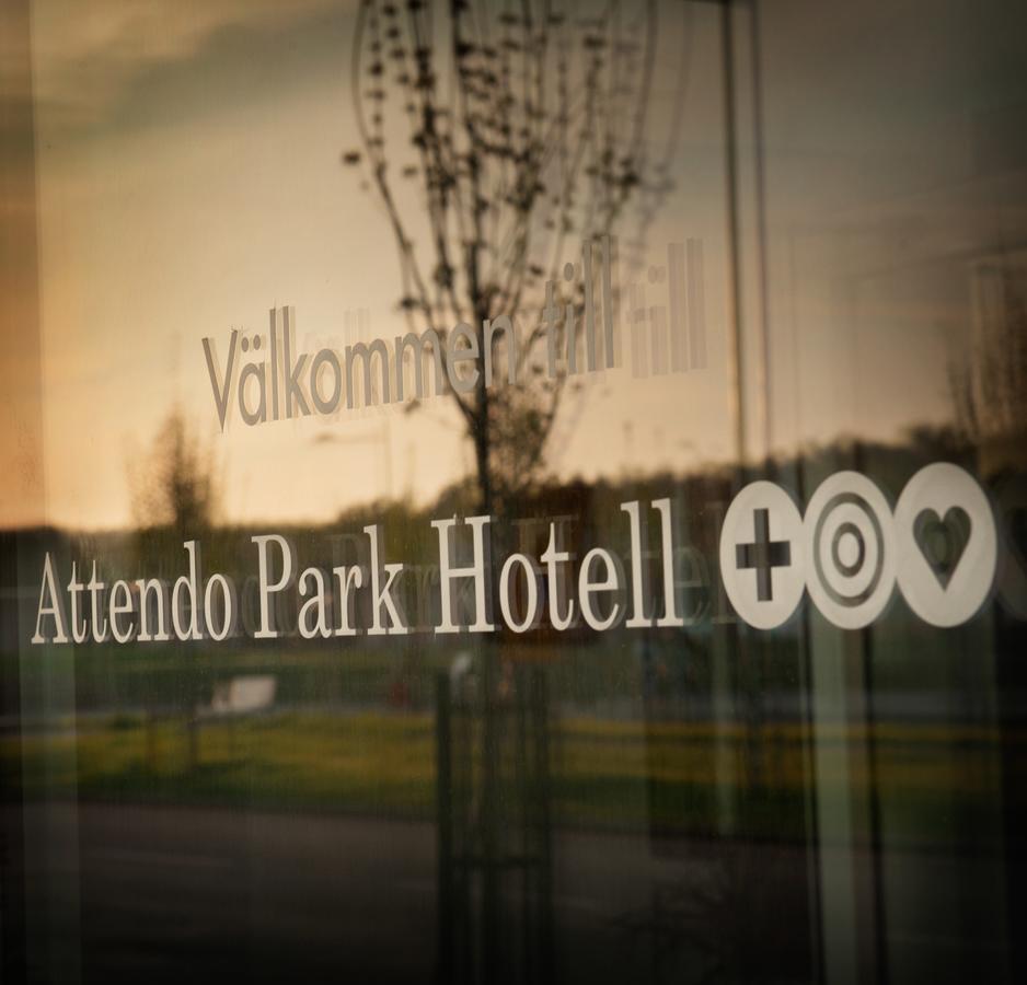 Attendo Park Hotell Худдинге Экстерьер фото