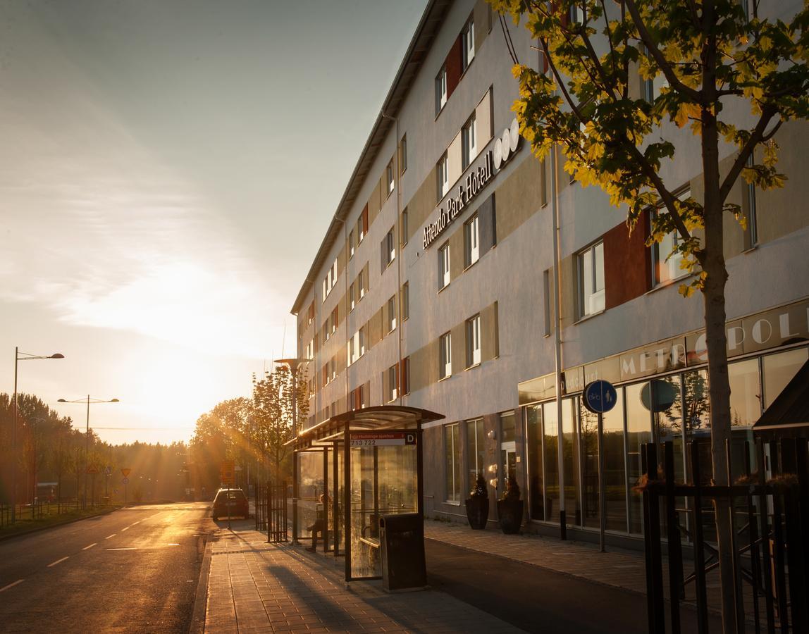 Attendo Park Hotell Худдинге Экстерьер фото
