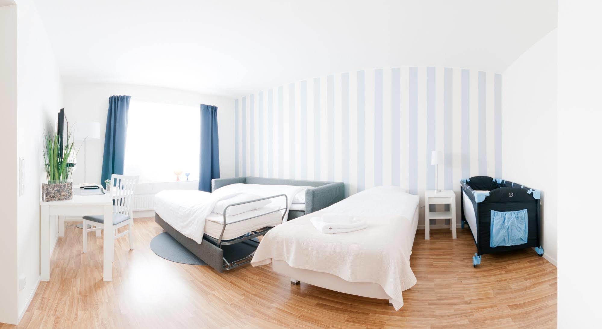 Attendo Park Hotell Худдинге Экстерьер фото