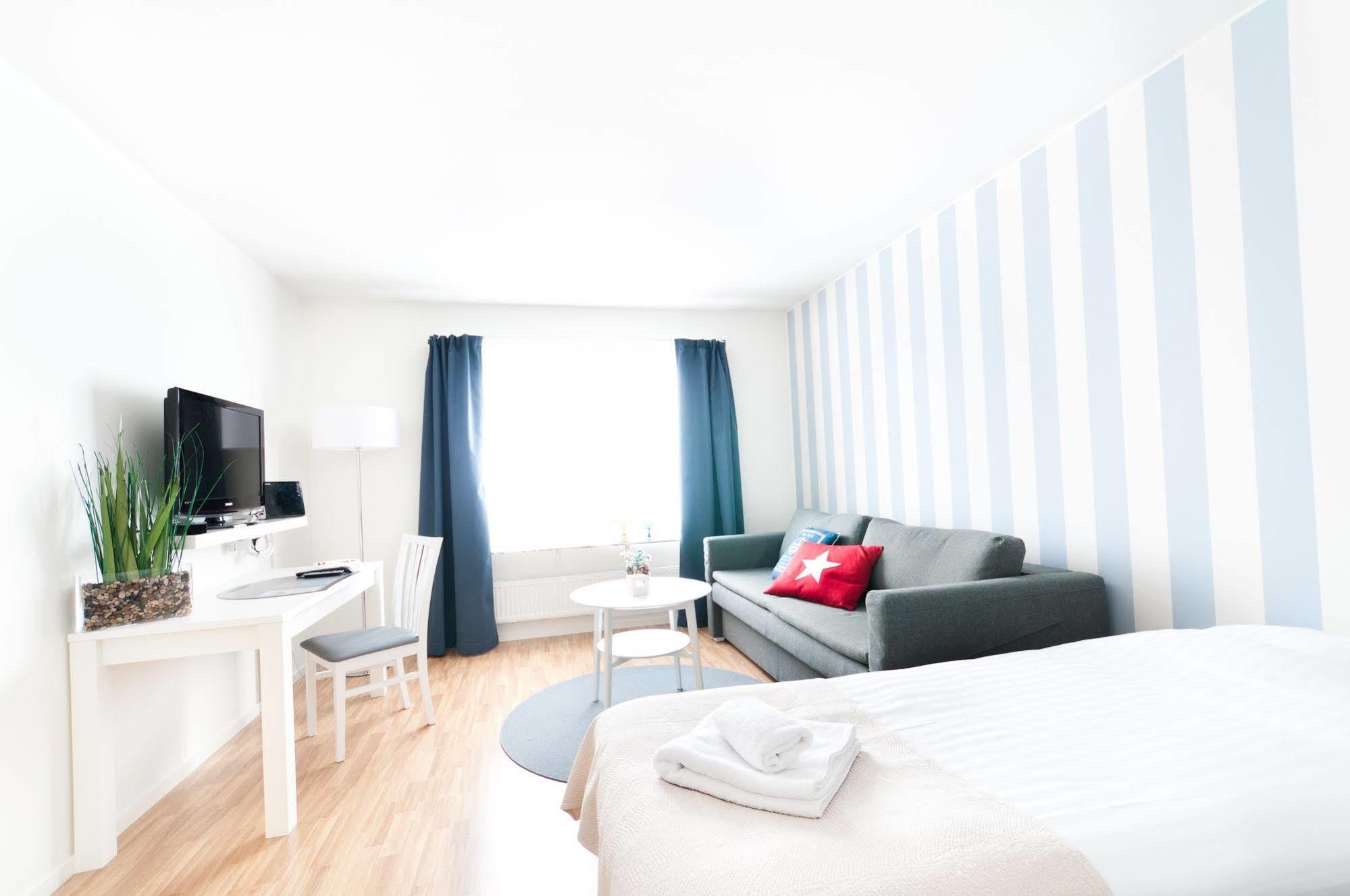Attendo Park Hotell Худдинге Экстерьер фото